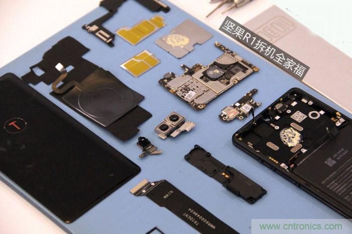 堅(jiān)果R1拆解：內(nèi)部設(shè)計(jì)究竟如何？