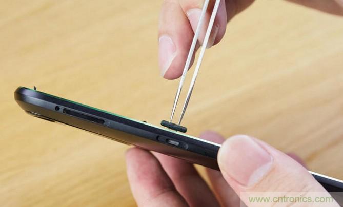 拆解黑鯊手機：多級直觸一體式液冷系統有什么門道？