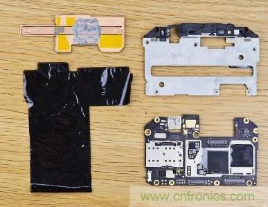 拆解黑鯊手機：多級直觸一體式液冷系統有什么門道？