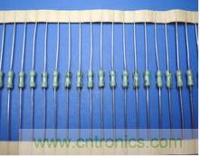 怎樣區分普通電阻和保險電阻？