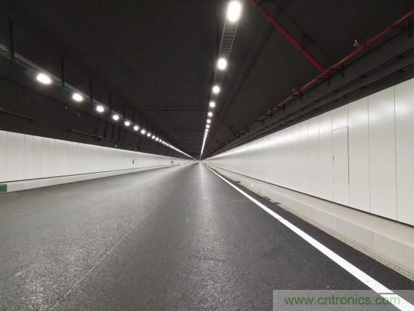 十大極限挑戰:港珠澳大橋照明工程煉成記 十大極限挑戰:港珠澳大橋照明工程煉成記