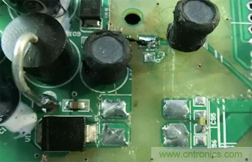 如何通過PCB布局設計來解決EMC問題？