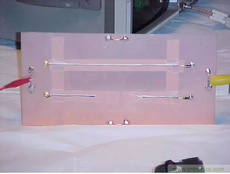 PCB割地對系統ESD是否有影響? PCB割地對系統ESD是否有影響?