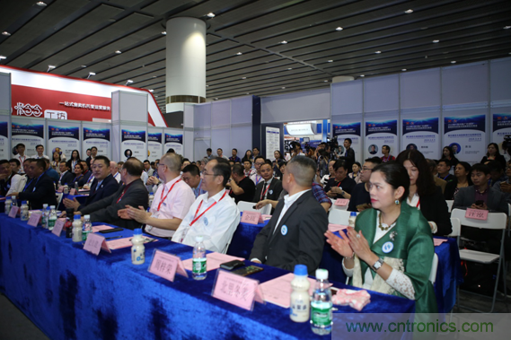 第七屆2019亞太自助售貨行業高峰論壇暨新品發布會將于2月在廣州召開 第七屆2019亞太自助售貨行業高峰論壇暨新品發布會將于2月在廣州召開