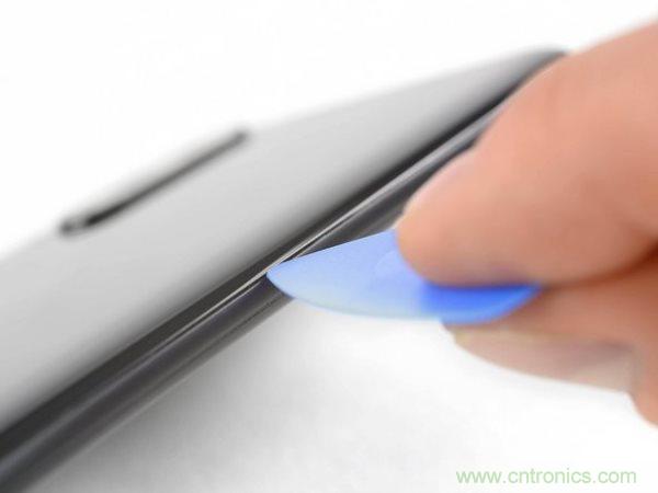 深度拆解能拍清月亮的手機—P30 深度拆解能拍清月亮的手機—P30