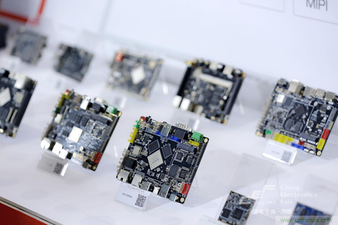 新西部、新重構(gòu)、新機(jī)遇&rdquo;&mdash;2020中國(guó)（西部）電子信息博覽會(huì)開幕峰會(huì)在成都成功舉辦